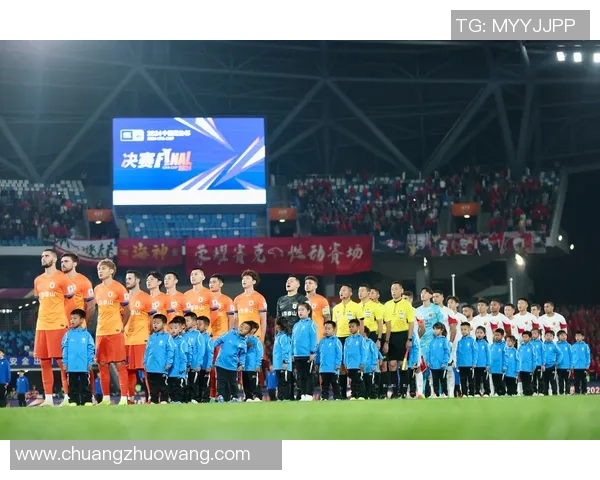 超级杯足球盛宴揭幕各路豪强争夺荣耀之战即将打响 超级杯足球盛宴揭幕各路豪强争夺荣耀之战即将打响